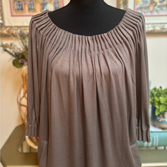 Brown BCBGMaxAzria Pleated Dress With Pockets Business Casual Wool Blend Size M - Picture 3 of 9